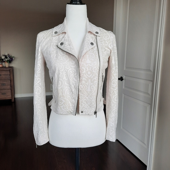Armani Exchange White Light Short Jacket Size XS - Picture 1 of 7